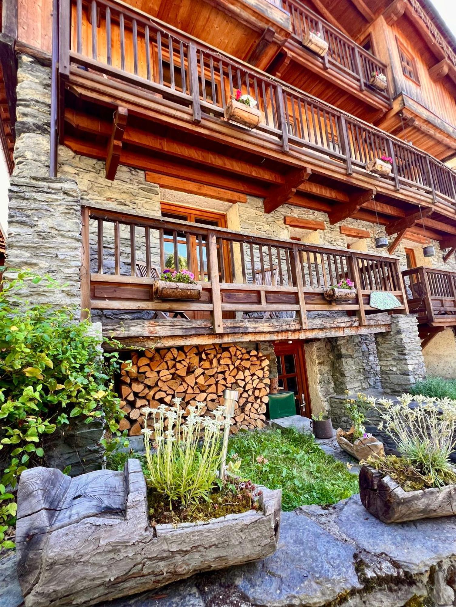 Chalet Altus ซานต์-โฟย์-ตาฮองเตส ภายนอก รูปภาพ